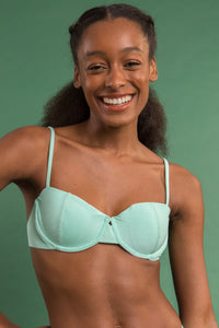 Image 08: Rio De Sol Haut Top Malibu-Menta Balconet