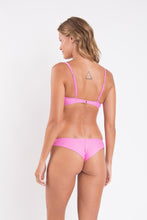 Charger l&#39;image dans la galerie, Model Back: Rio De Sol Haut Top Milkshake Bandeau-Crispy
