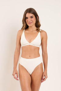 Model Front: Rio De Sol Haut Top Sand-Chantilly Alba