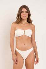 Charger l&#39;image dans la galerie, Model Front: Rio De Sol Haut Top Sand-Chantilly Sara
