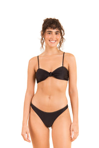Model Front: Rio De Sol Haut Top Shimmer-Black Bandeau-Joy