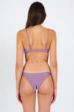 Charger l&#39;image dans la galerie, Model Back: Rio De Sol Haut Top Shimmer-Harmonia Bandeau-Knot
